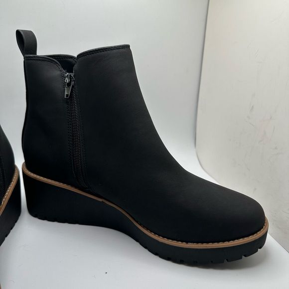 CUSHIONAIRE Women's Ilena wedge boot +Memory Foam 10 BLACK - Picture 6 of 7